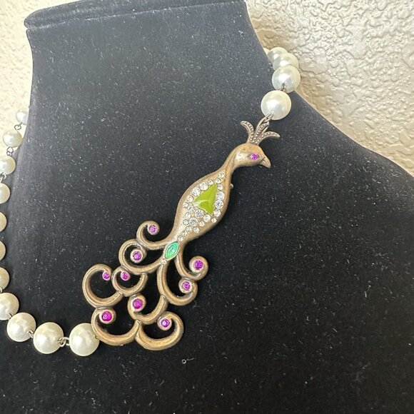 Peacock Choker Necklace Faux Pearls Toggle Closure Vintage 90s/early 2000s - Picture 2 of 7